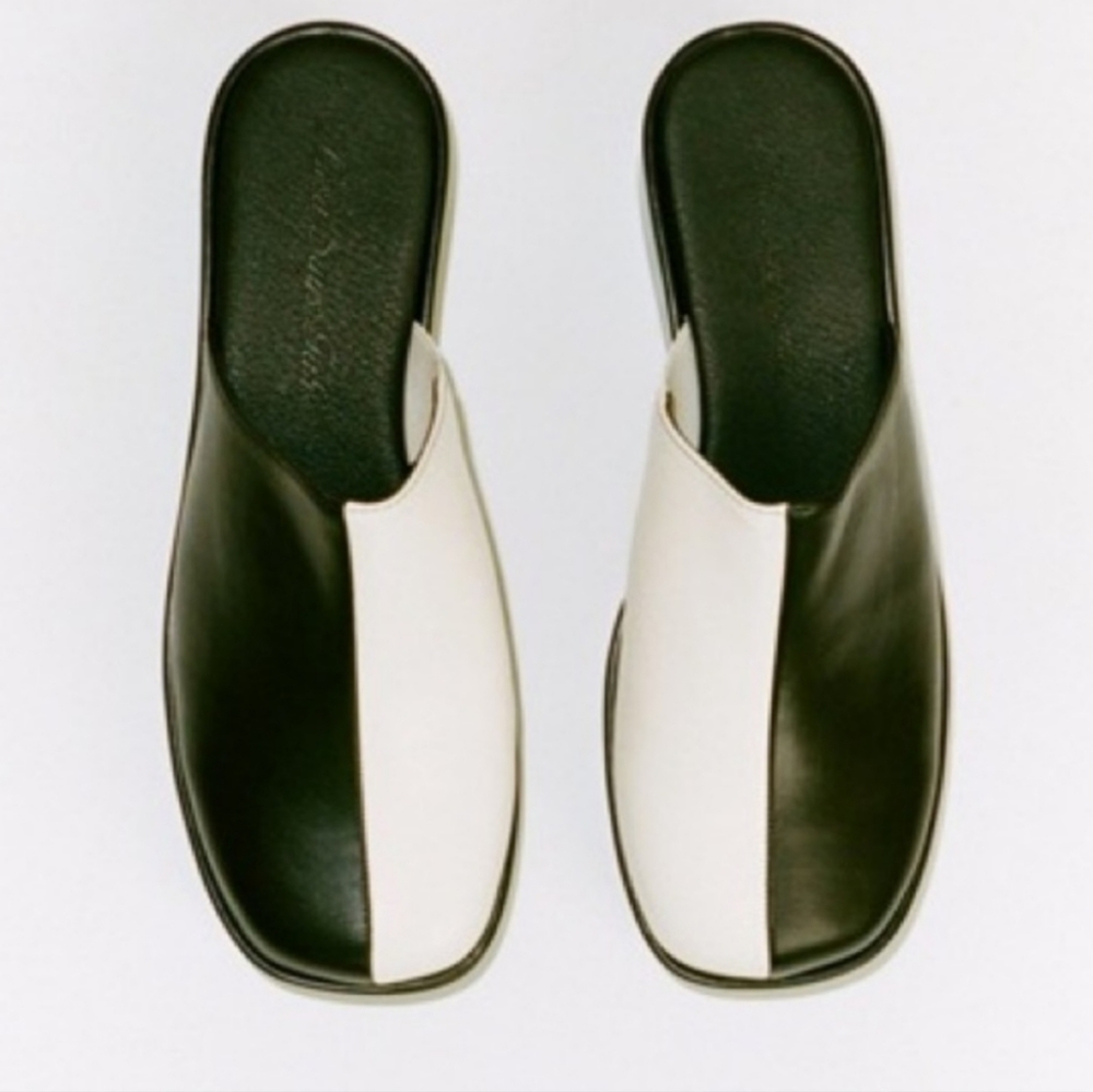 lisa says gah dakota clog, black and ivory, size 10